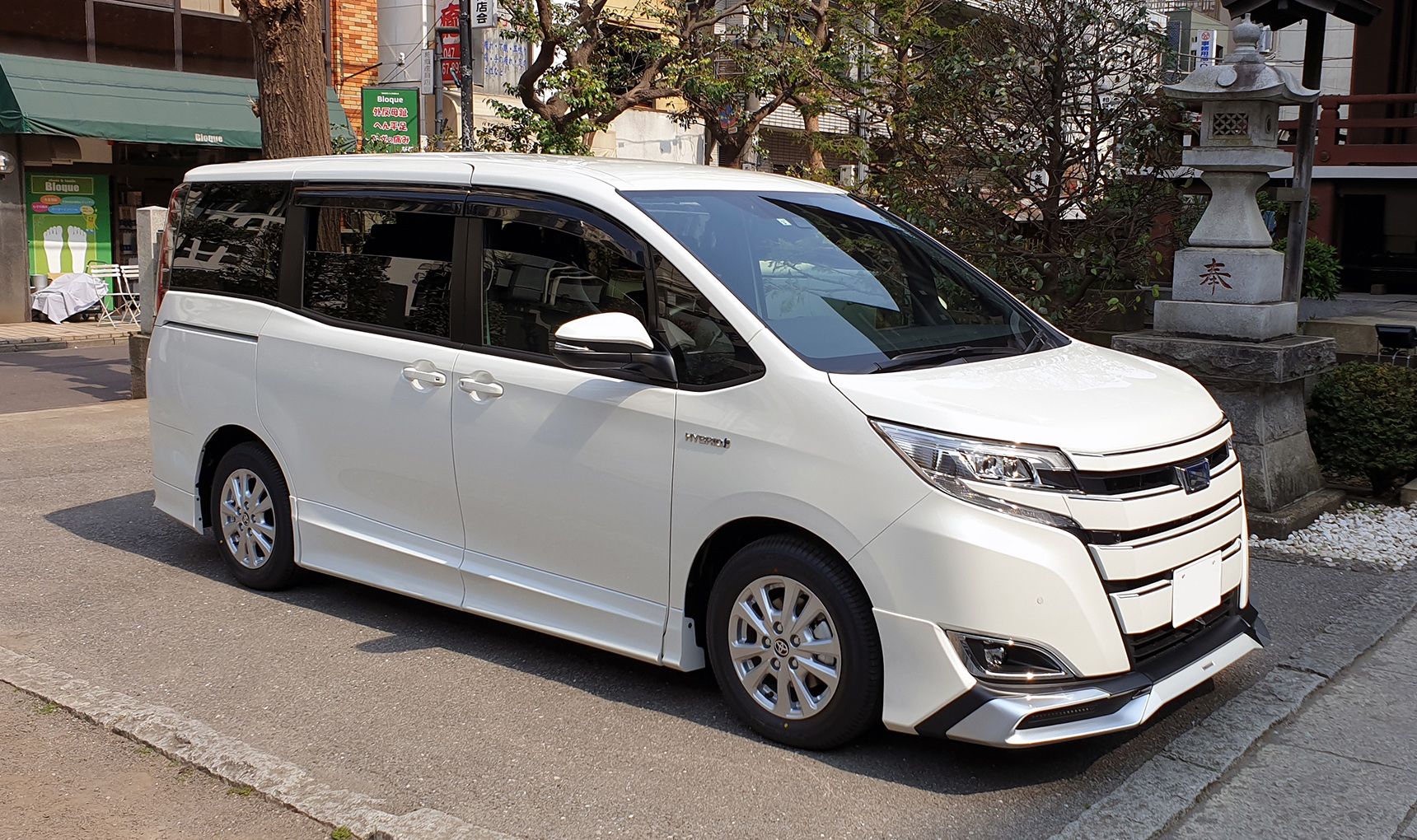 Minivan